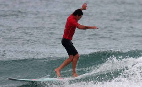 Great back-up: Dane Pioli on his way to victory in the open nine-foot division in the New South Wales State Longboard Titles. Great back-up: Dane Pioli on his way to victory in the open nine-foot division in the New South Wales State Longboard Titles.